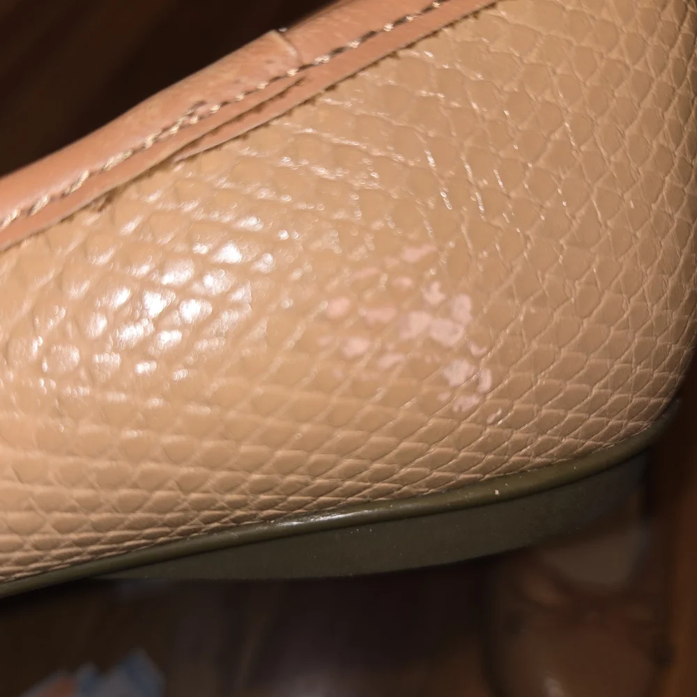 New Goldtoe Womens Ballet Flats Tan Faux Leather Slip On Shoes Size 8